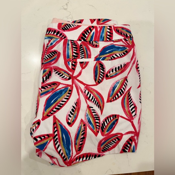 Size 12 J Crew Shorts - Picture 4 of 6